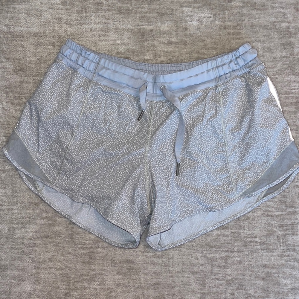 lululemon hotty hot shorts (limited addition) 4”